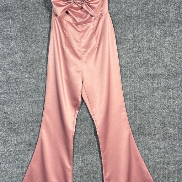 NWT Pretty Little Thing Womens 2 Pink Barbie‎ Off Shoulder Bow Flare Jumpsuit - Picture 6 of 16